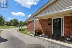 404 BURNLEY COURT | Oshawa Ontario | Slide Image Three