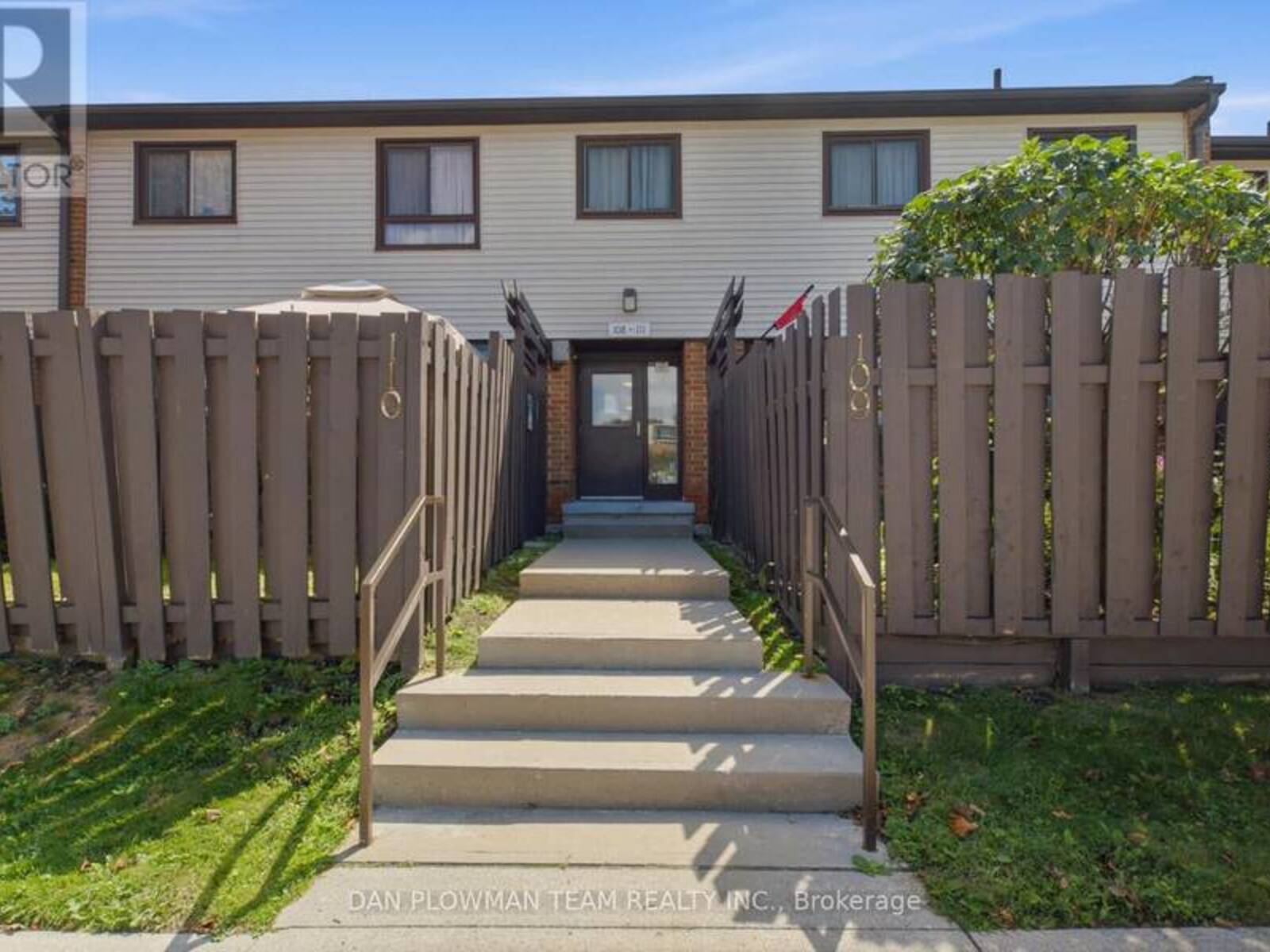 108 - 960 GLEN STREET, Oshawa, Ontario L1J 6E8