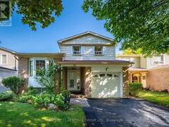 38 KITSILANO CRESCENT Richmond Hill Ontario, L4C 5A5