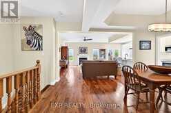 17 WYNDHAM CIRCLE | Georgina Ontario | Slide Image Seven