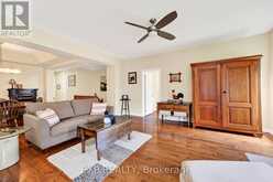 17 WYNDHAM CIRCLE | Georgina Ontario | Slide Image Nine