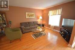 70 PENNSYLVANIA AVE | Wasaga Beach Ontario | Slide Image Four