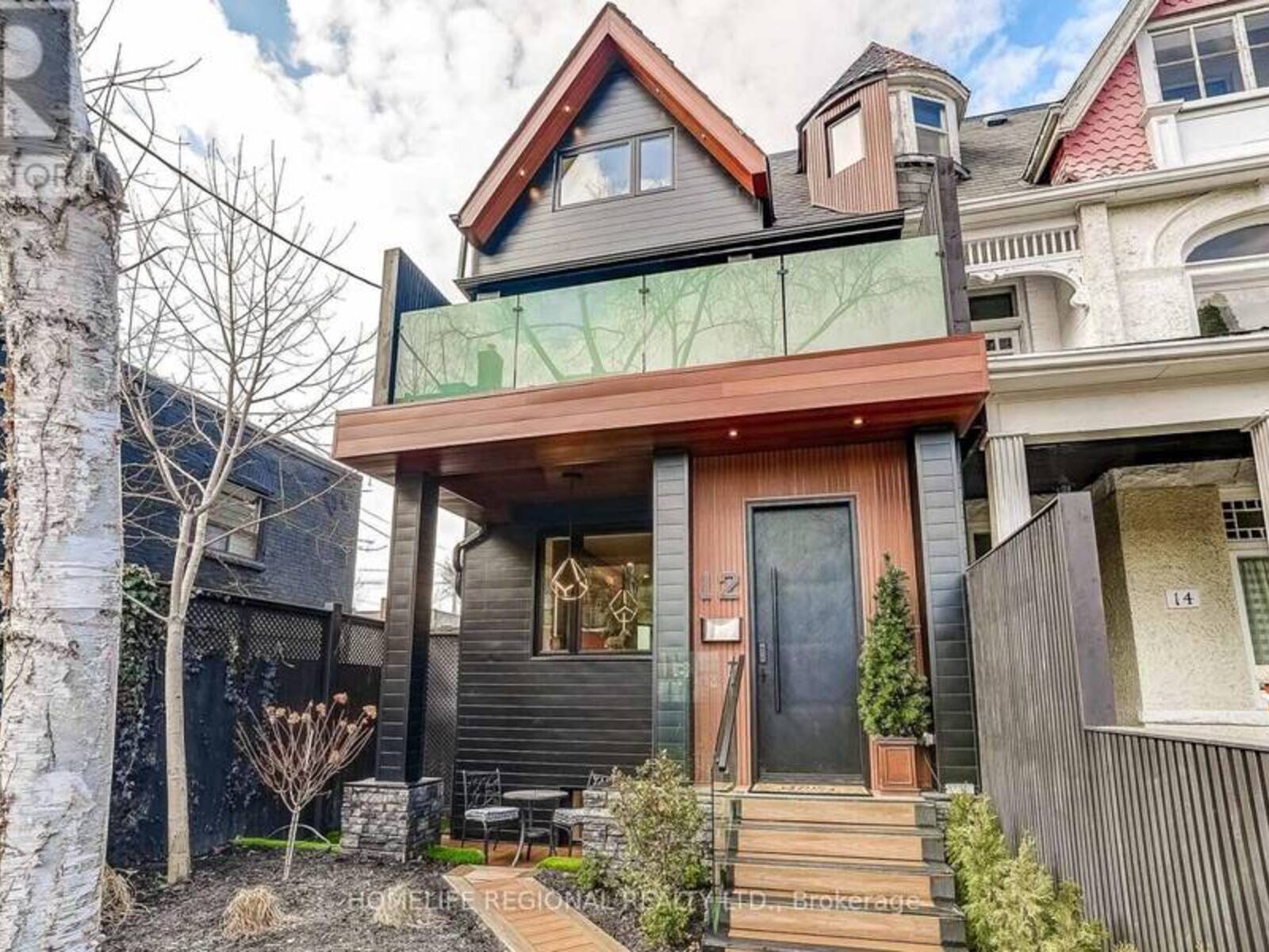 12 MACDONELL AVENUE, Toronto, Ontario M6R 2A2