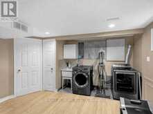 1432 DEWBOURNE CRESCENT | Burlington Ontario | Slide Image Thirty-one