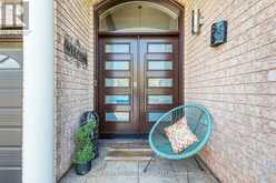 2368 FOXHOLE CIRCLE | Oakville Ontario | Slide Image Four