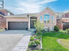 2368 FOXHOLE CIRCLE Oakville Ontario, L6M 4X4