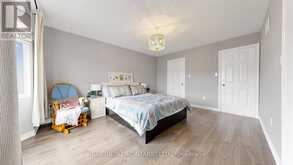 23 PIERA GARDENS | Markham Ontario | Slide Image Thirteen