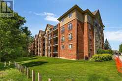 302 - 43 FERNDALE DRIVE S | Barrie Ontario | Slide Image Fifteen