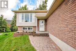 28 JORDON CRESCENT | Orillia Ontario | Slide Image Four