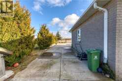 283 SECOND ROAD E | Hamilton Ontario | Slide Image Forty-six