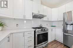 1 SOUTHSHORE CRESCENT | Hamilton Ontario | Slide Image Ten