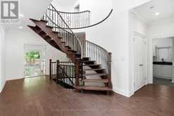 6 LAILEY CRESCENT | Toronto Ontario | Slide Image Thirteen