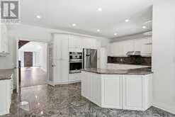 6 LAILEY CRESCENT | Toronto Ontario | Slide Image Eight