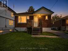 975 VICTORIA PARK AVENUE | Toronto Ontario | Slide Image Thirty