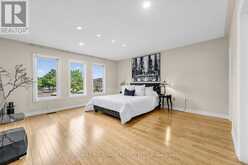 106 LARRATT LANE | Richmond Hill Ontario | Slide Image Thirty-five