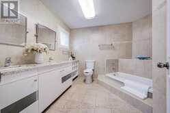 77 ROSEDALE HEIGHTS DRIVE | Vaughan Ontario | Slide Image Forty