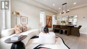 5 TOTTENHAM COURT | Markham Ontario | Slide Image Four