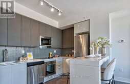 1207 - 2908 HWY 7 | Vaughan Ontario | Slide Image Five