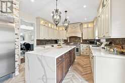 134 SANDRINGHAM DRIVE | Barrie Ontario | Slide Image Thirteen