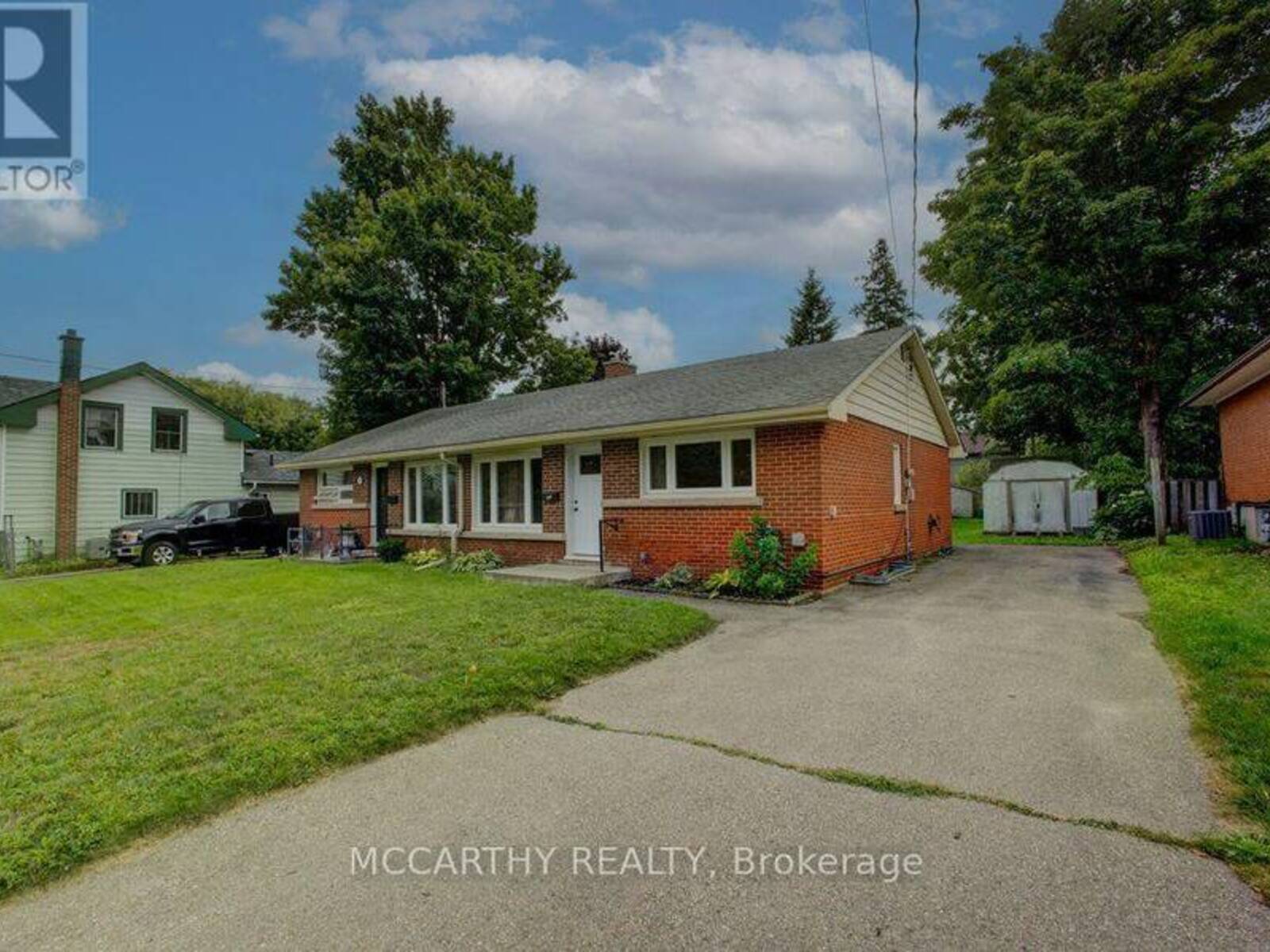 20 SARAH STREET, Orangeville, Ontario L9W 2L8