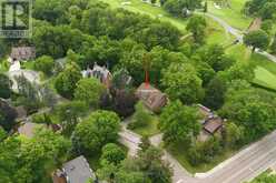 11 REGENCY COURT | Oakville Ontario | Slide Image One