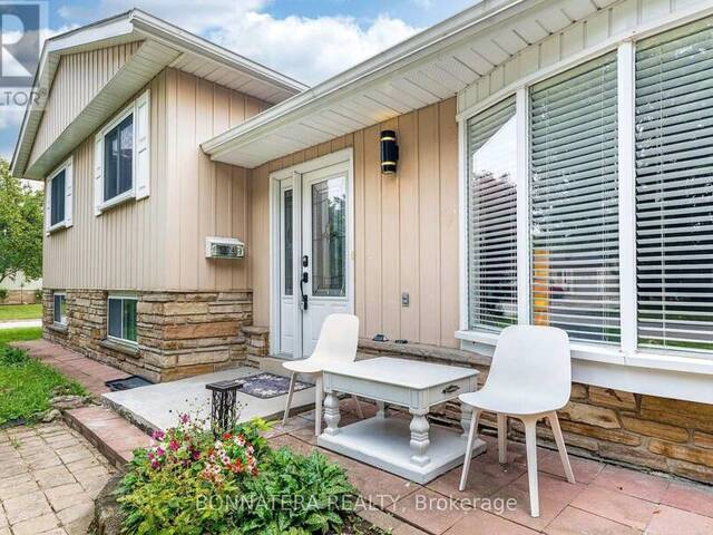 1324 ALDRIDGE CRESCENT Burlington Ontario, L7M 1J1 - 3 Bedrooms Home For Sale