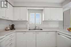1117 SHERWOOD MILLS BOULEVARD | Mississauga Ontario | Slide Image Nine
