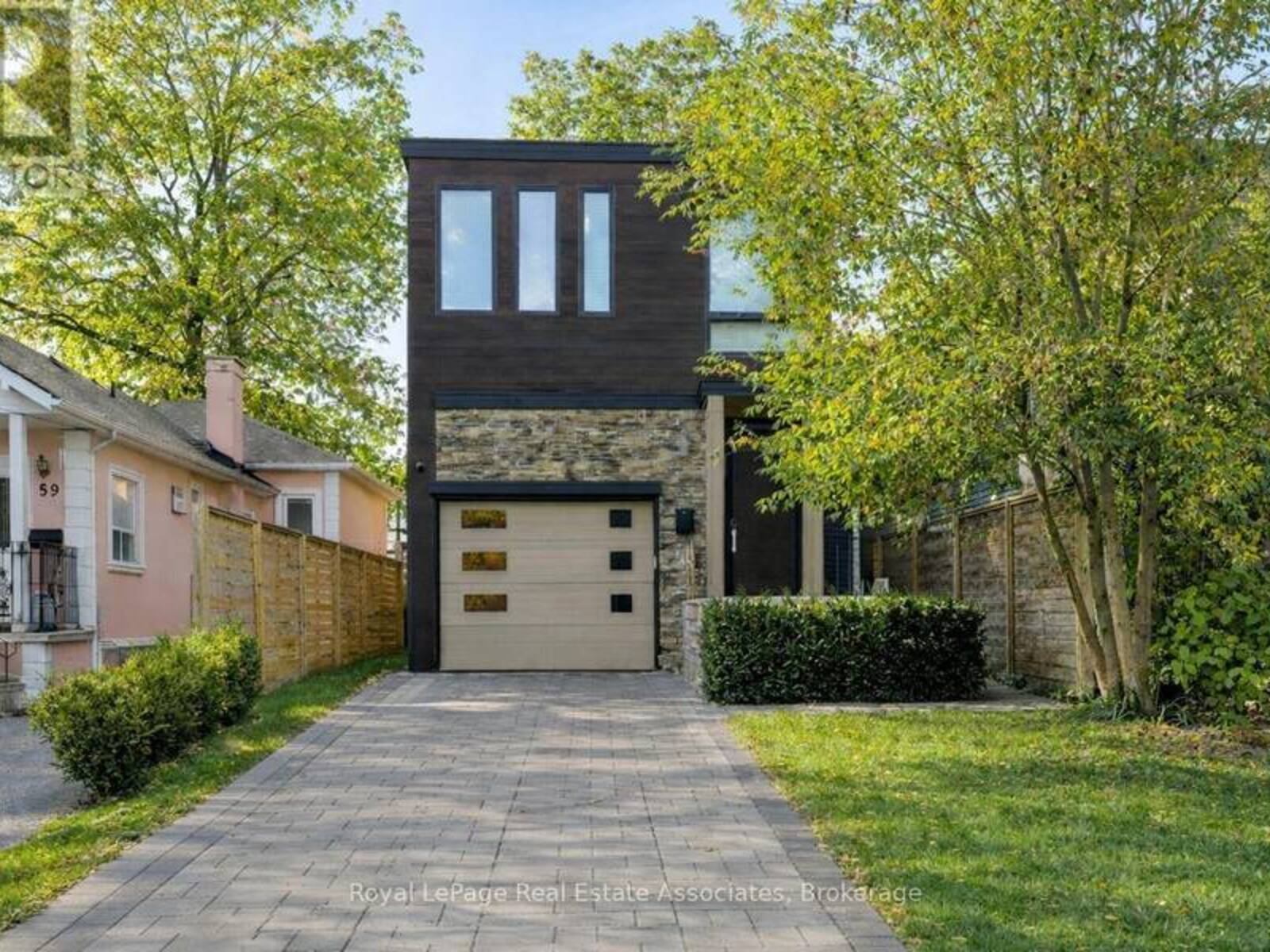 63 TROY STREET, Mississauga, Ontario L5G 1S6