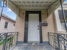 239 VINE STREET | St. Catharines Ontario | Slide Image Four