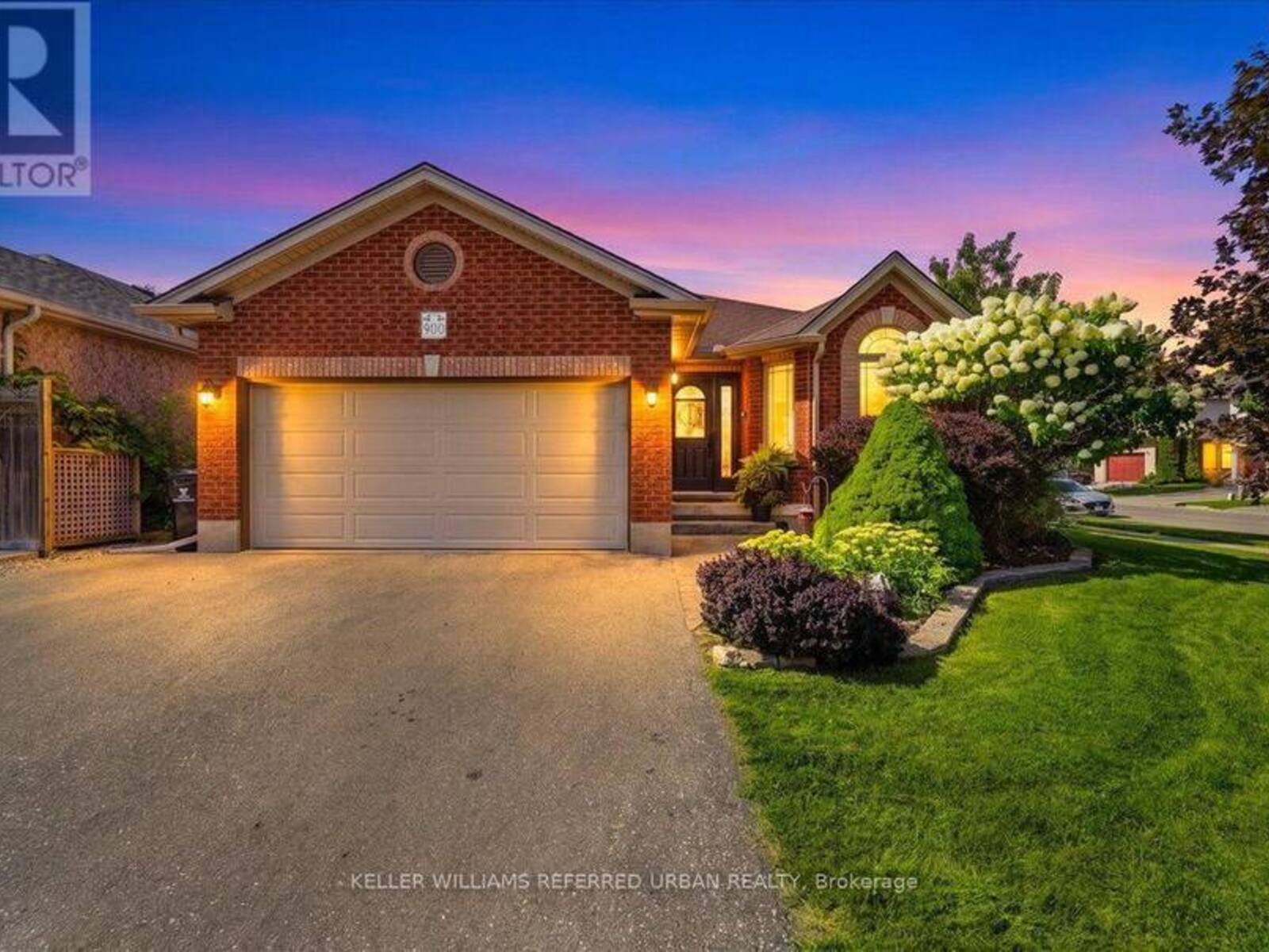 900 KEEWATIN PLACE, Kitchener, Ontario N2B 3W4