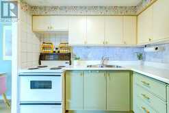 804 - 200 LIMERIDGE ROAD W | Hamilton Ontario | Slide Image Seven