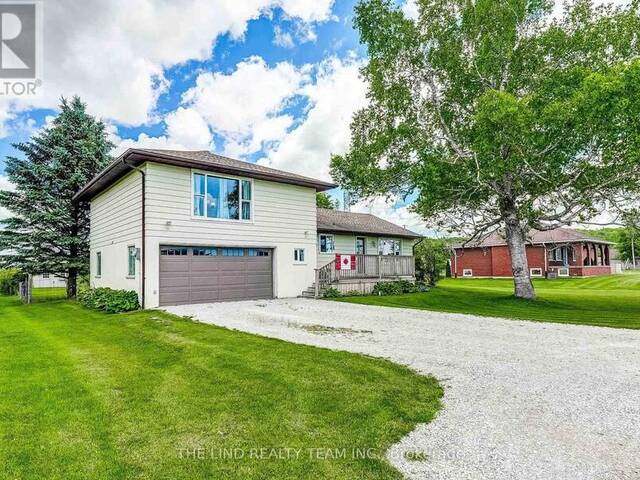 19505 BATHURST STREET East Gwillimbury Ontario, L3Y 4V9 - 3 Bedrooms Home For Sale