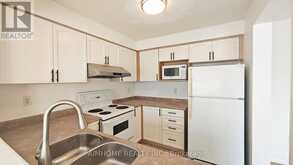 340 KITTRIDGE ROAD | Oakville Ontario | Slide Image Thirteen