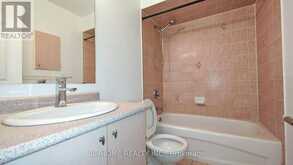 340 KITTRIDGE ROAD | Oakville Ontario | Slide Image Seventeen