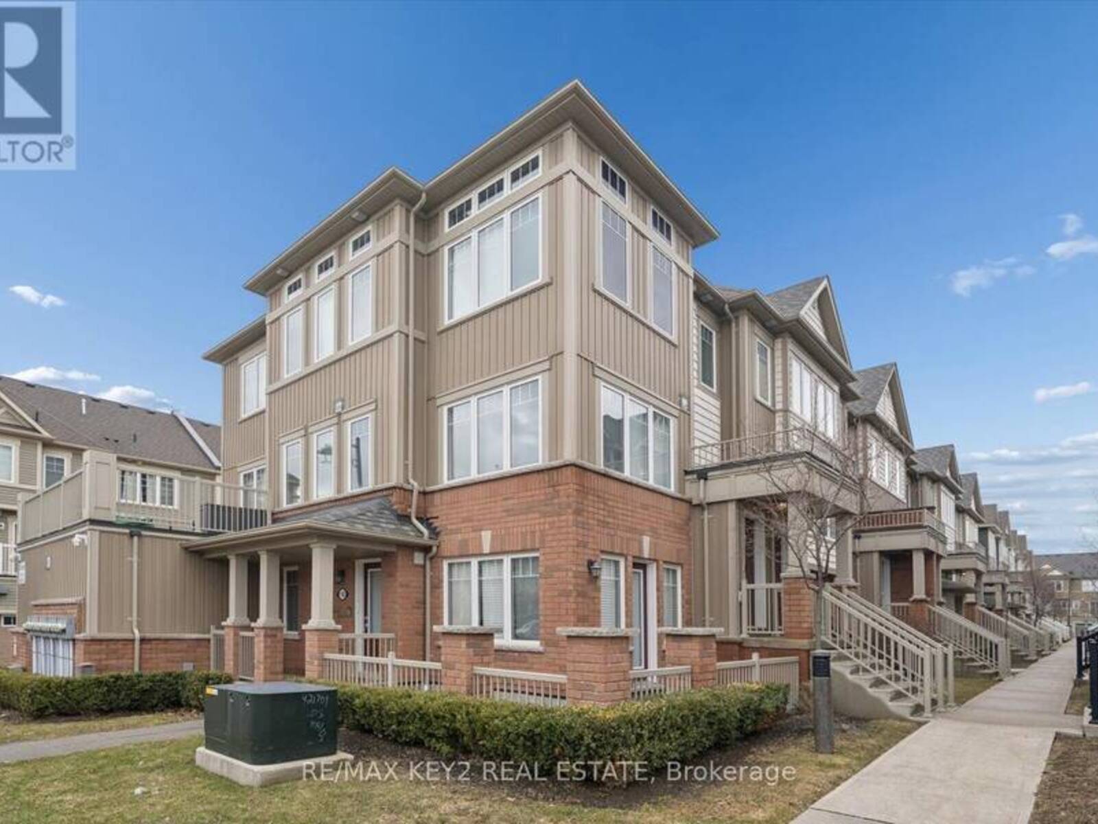 23 - 2500 HILL RISE COURT, Oshawa, Ontario L1L 0W2