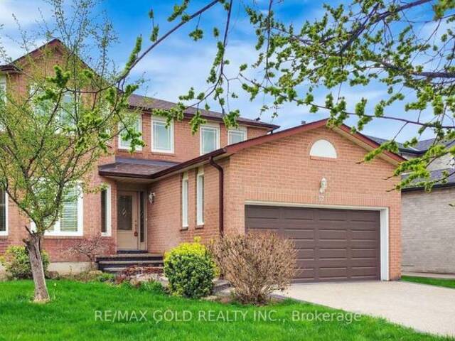 57 HAVELOCK DRIVE Brampton Ontario, L6W 4A8 - 8 Bedrooms Home For Sale