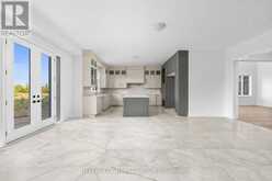 20 GOLD BOTTOM CRESCENT | Brampton Ontario | Slide Image Fifteen