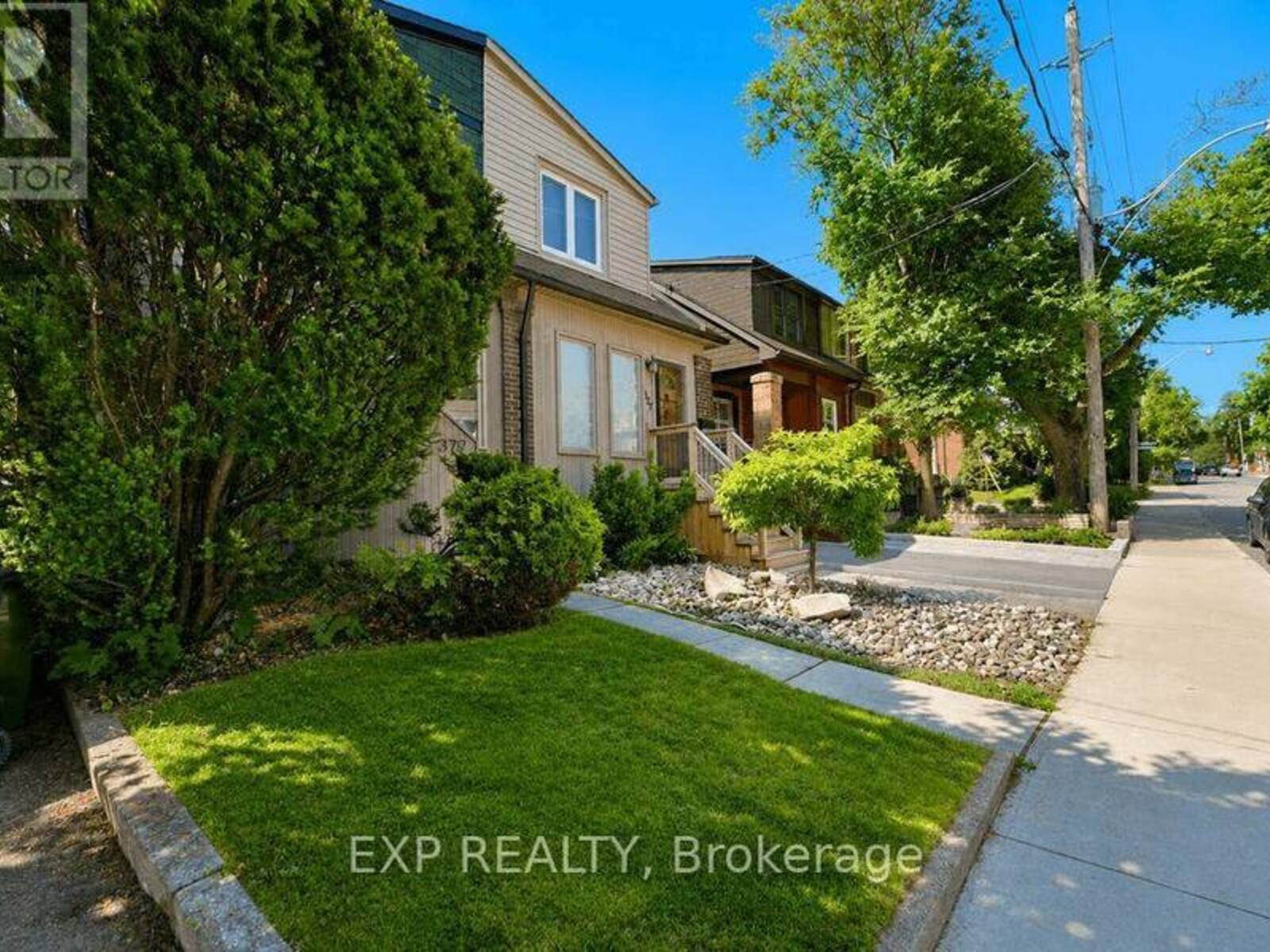 379 DAVISVILLE AVENUE, Toronto, Ontario M4S 1H4