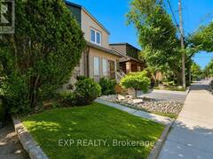 379 DAVISVILLE AVENUE Toronto Ontario, M4S 1H4