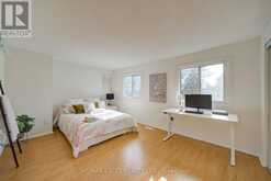 142 SHADY HOLLOW DRIVE | Toronto Ontario | Slide Image Twenty-six