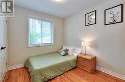 50 CHALKFARM DRIVE | Toronto Ontario | Slide Image Seventeen