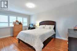 50 CHALKFARM DRIVE | Toronto Ontario | Slide Image Nineteen