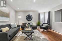 805 PLAYTER CRESCENT | Newmarket Ontario | Slide Image Nine