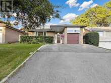 941 WILLOWDALE AVENUE | Toronto Ontario | Slide Image Two