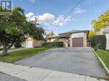941 WILLOWDALE AVENUE | Toronto Ontario | Slide Image Three