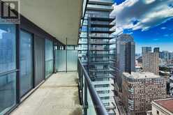 2711 - 15 GRENVILLE STREET | Toronto Ontario | Slide Image Twenty-three