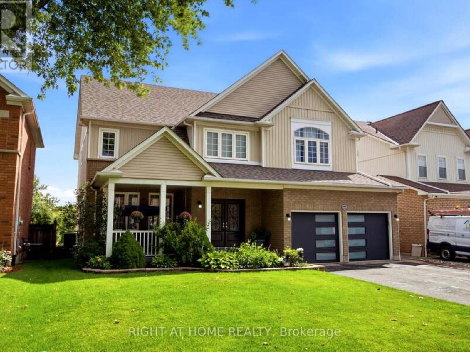 1427 ALDERGROVE COURT, Oshawa, Ontario L1K 2Y4
