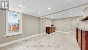 956 LAKE DRIVE E | Georgina Ontario | Slide Image Twelve