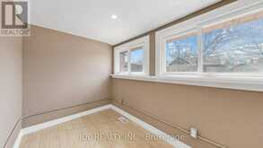 956 LAKE DRIVE E | Georgina Ontario | Slide Image Sixteen