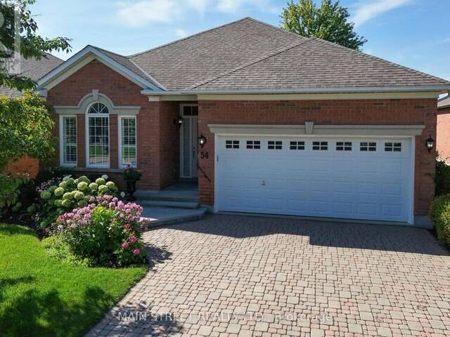 54 COUPLES GALLERY Whitchurch-Stouffville Ontario, L4A 1M6 - 2 Bedrooms Home For Sale